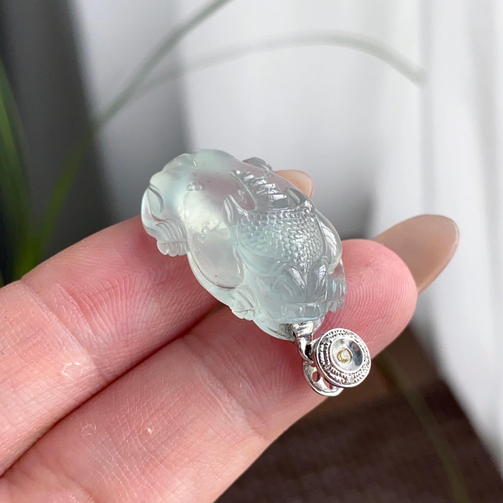 18k金钻镶冰种淡晴底貔貅吊坠（yc250174）