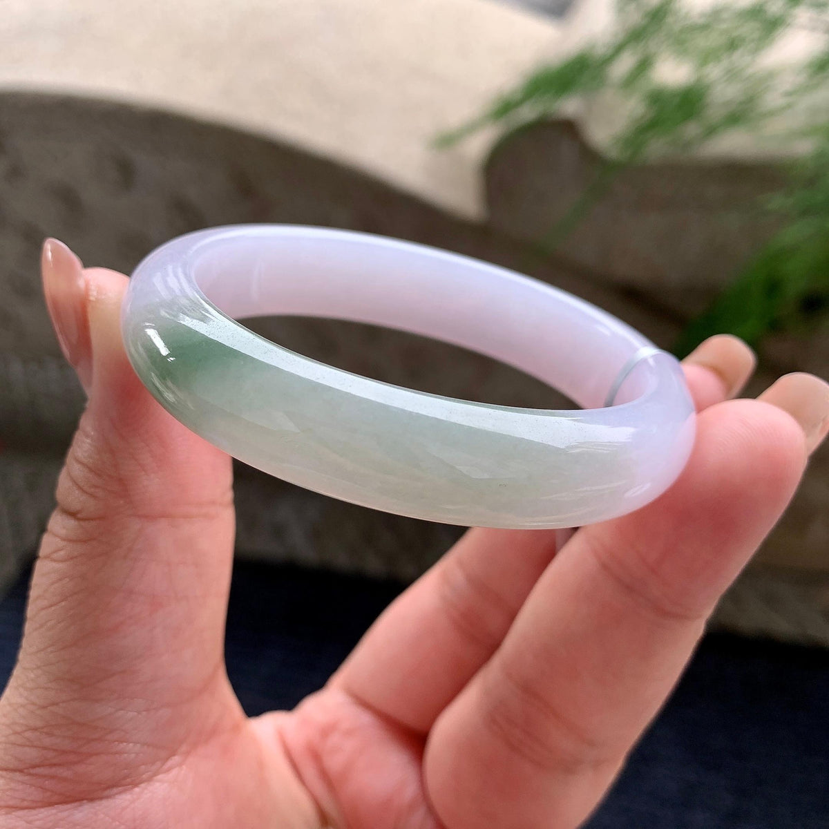 小圈口 细糯种淡紫底油青贵妃手镯 51.8圈口 天然缅甸A货翡翠（yc699678）