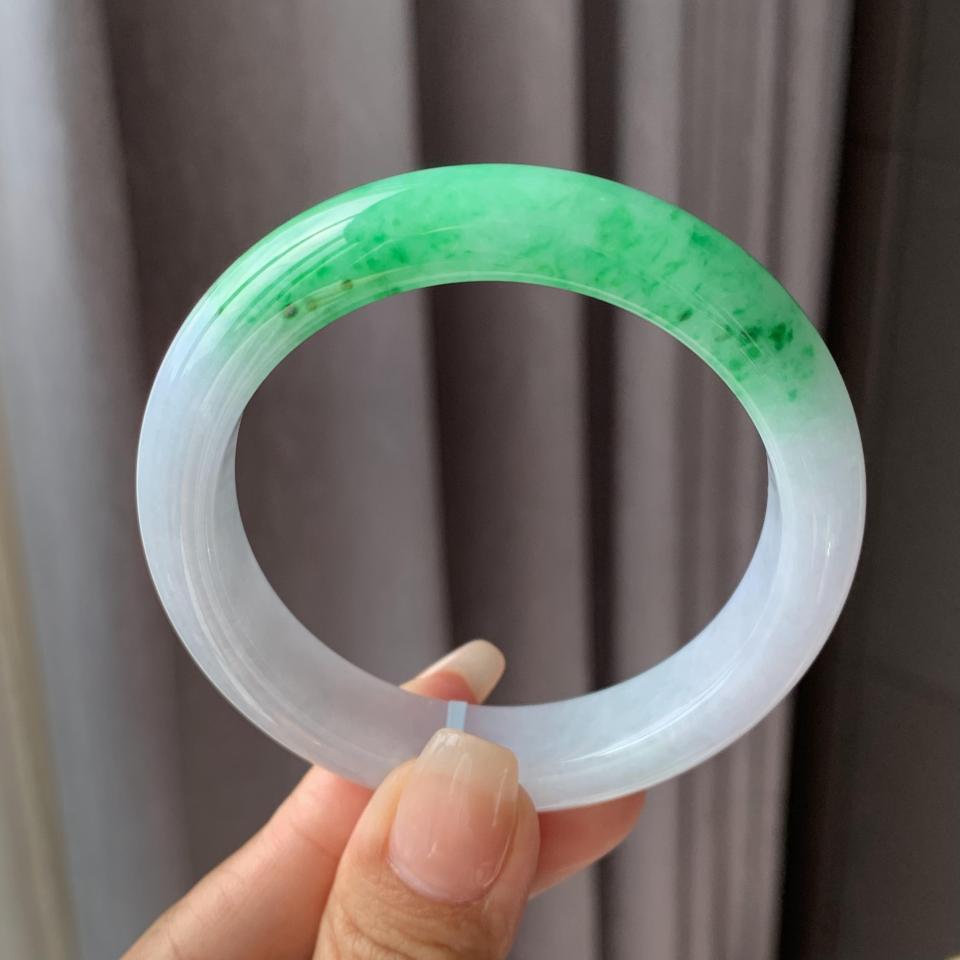 糯冰种阳绿翡翠平安镯（56.5mm）（TF07043305）