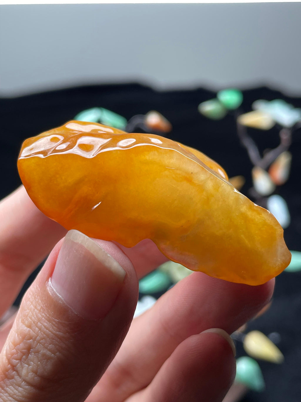 满润蜜糖黄翡片料（yc536310）