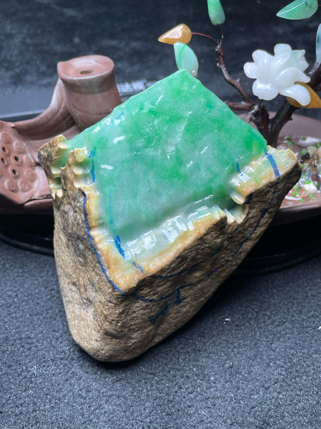 莫西沙开窗白底青手镯料（yc533455）