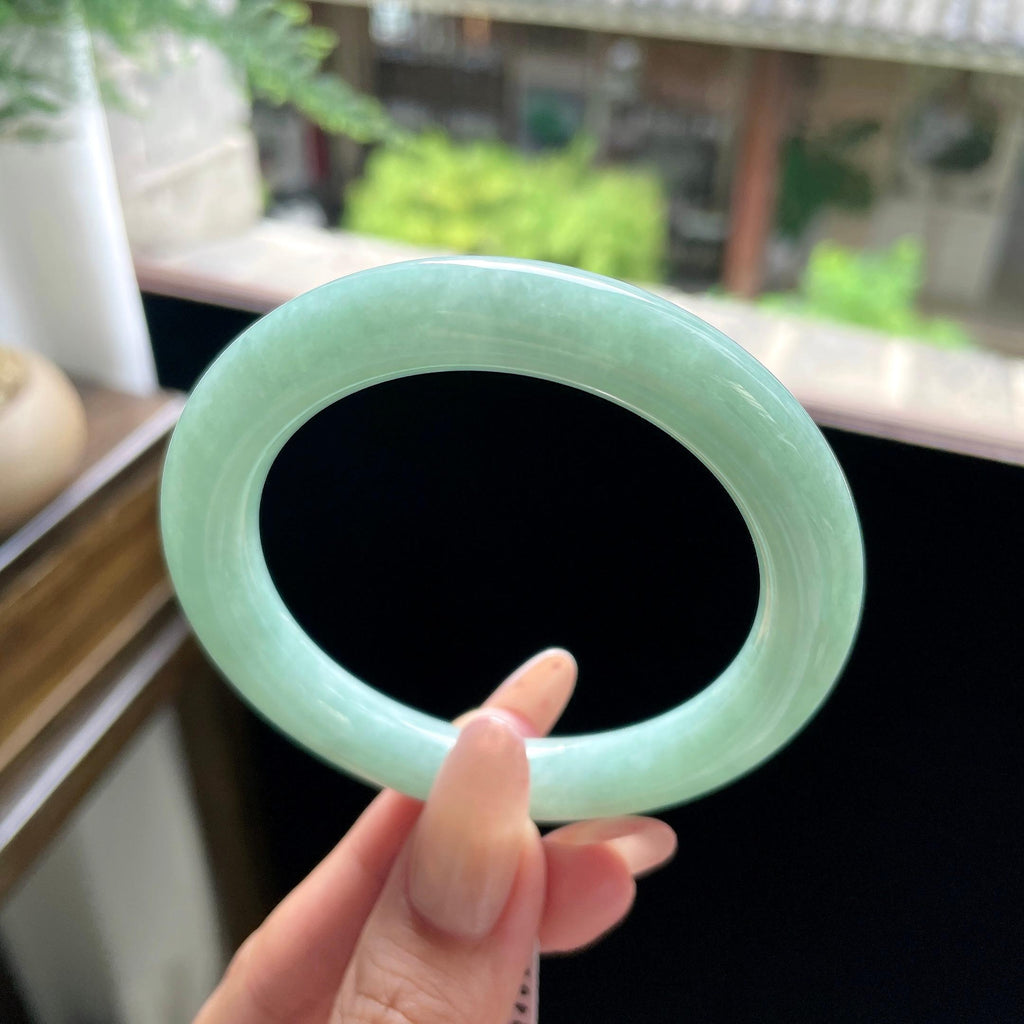 糯种满绿果绿色圆条美人条 54圈 天然缅甸A货翡翠（yc693144）