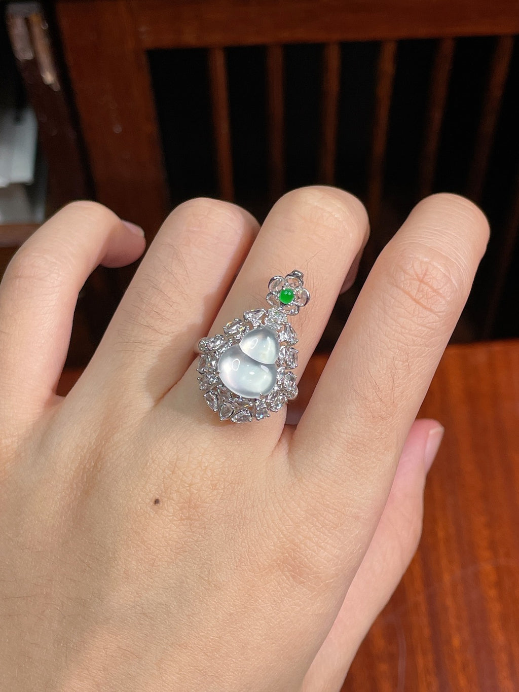 高冰葫芦戒指+高冰葫芦吊坠（两用款） 完美 18k金镶嵌（wg0028960）