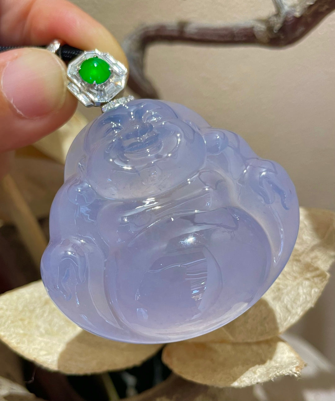 坐佛 紫韵藏温柔，一佛笑纳世间福（wg0029878）