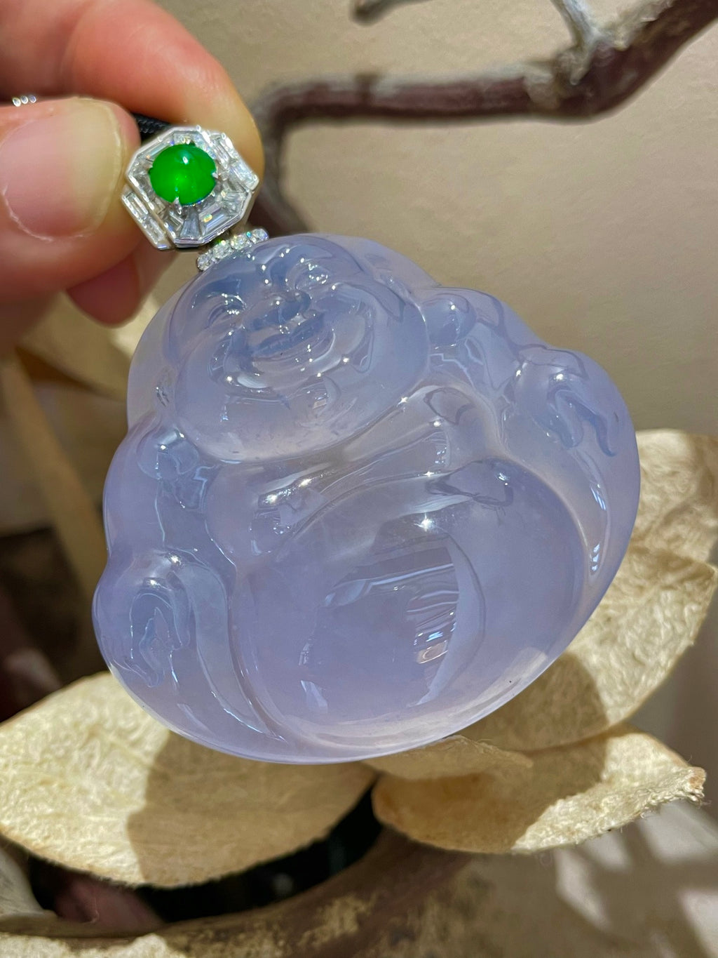 坐佛 紫韵藏温柔，一佛笑纳世间福（wg0029878）