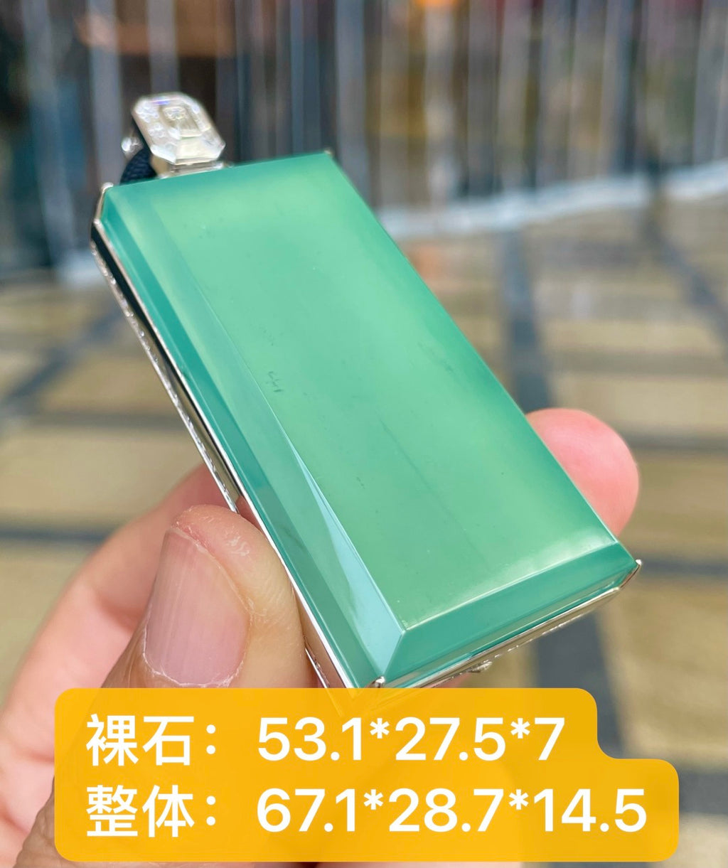 天空蓝无事牌 一方素牌，揽尽碧落幽蓝。 （wg0031701）