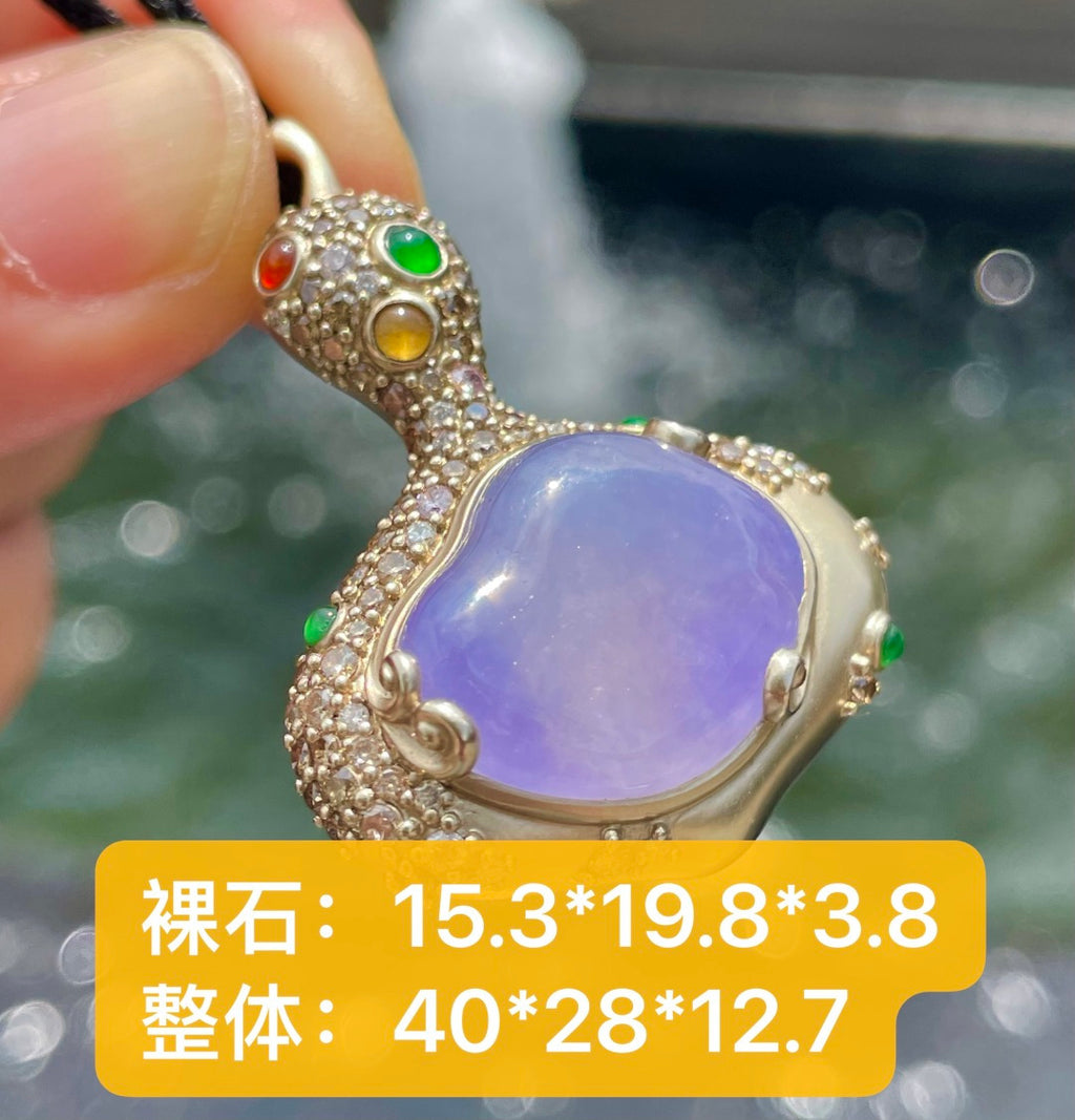 紫罗兰随形 天然紫翡随形，不刻意雕琢，循玉石原生肌理成型。（wg0031708）