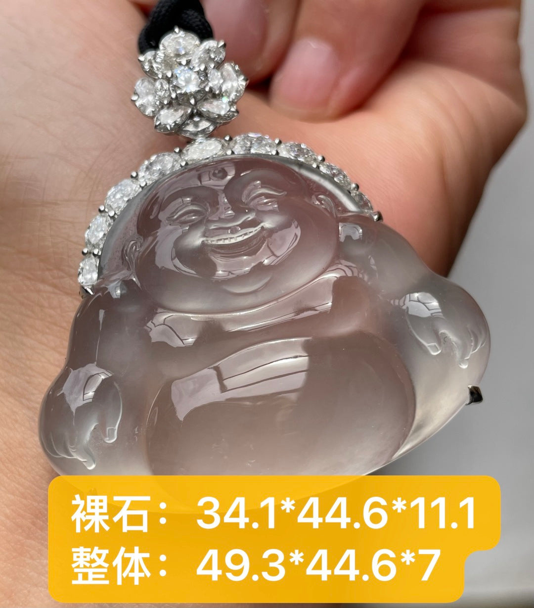 玻璃佛 玉具玻璃之质，内含清润莹光。（wg0031716）