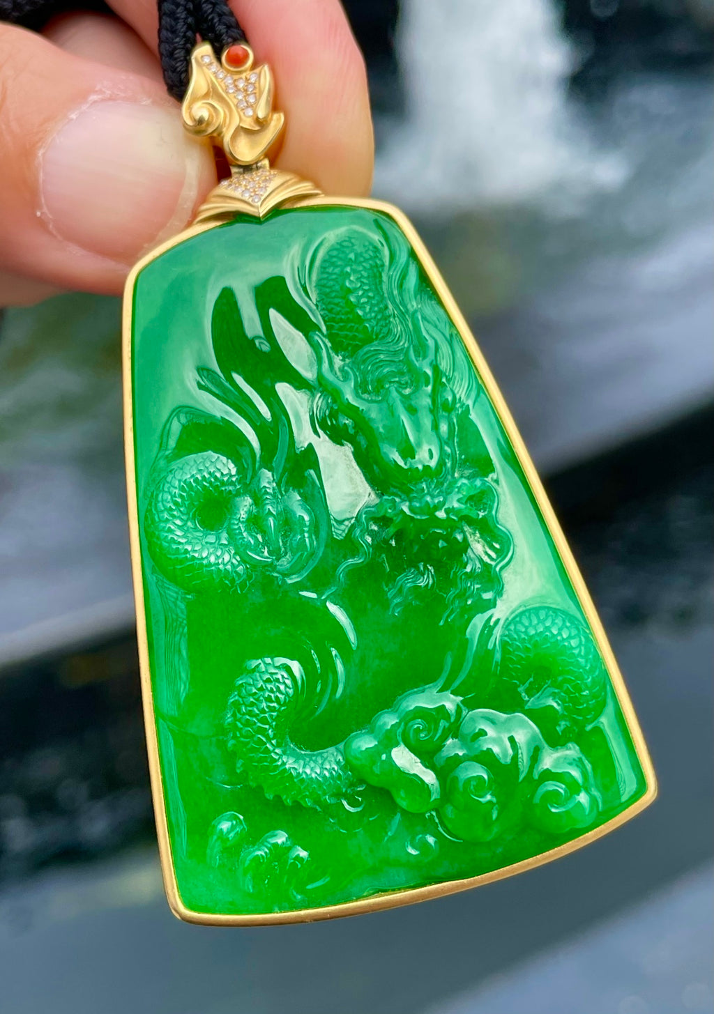 绿龙牌 碧翠凝璞玉，苍龙驭长风。（wg0031715）