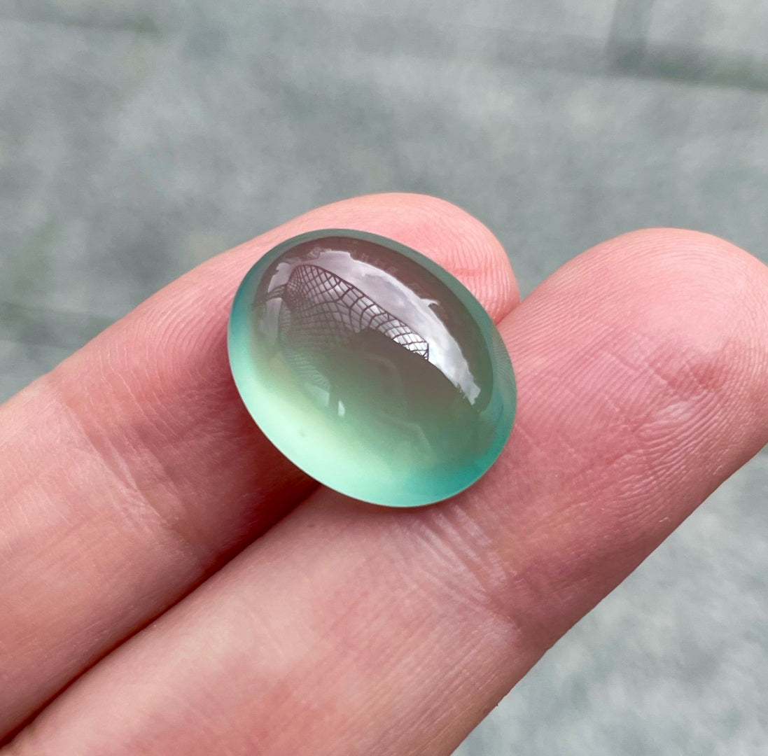 天空蓝蛋面 方寸裸石，盛下整片晴空 冰润天青蛋面，（wg0031928）
