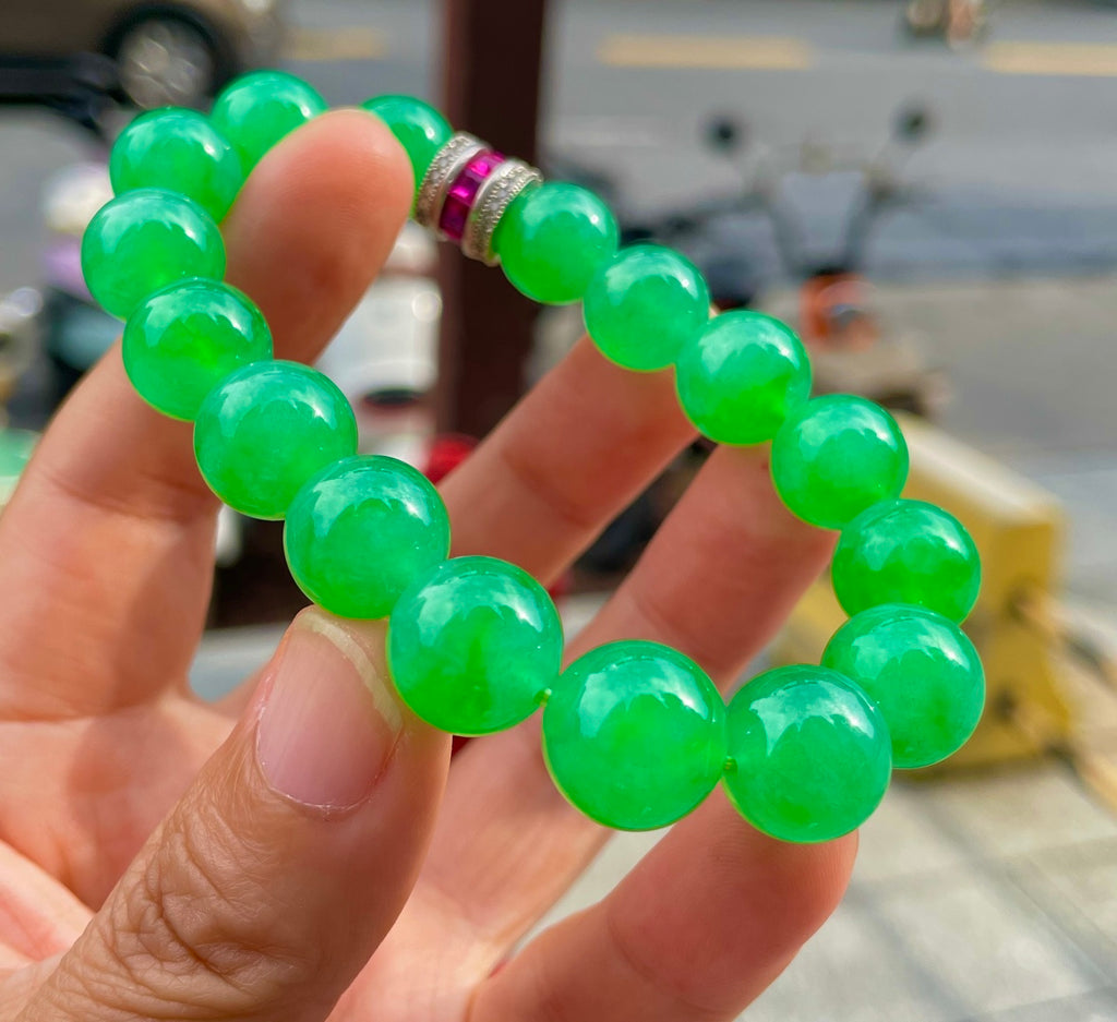 绿手串 一腕翠玉，万般吉庆。 平安圆满，诸事和合。 喜讯（wg0032312）