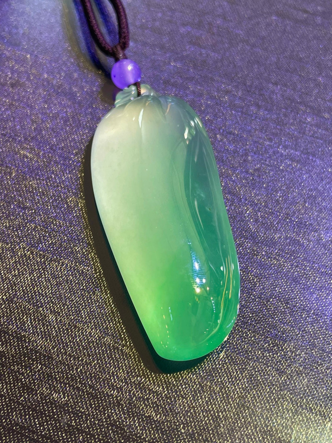 飘绿福瓜 璞玉生飘翠，琢就福瓜形。（wg0032309）