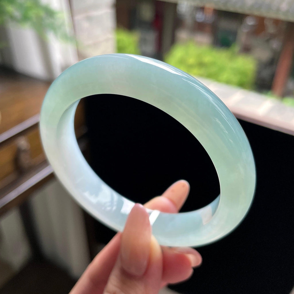大圈口晴蓝底正圈平安镯 58.3圈 天然缅甸A货翡翠（yc696437）