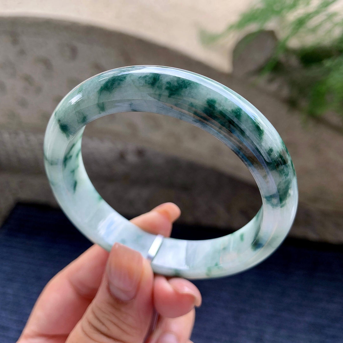 细糯种飘蓝花正圈平安镯 57.2圈口 天然缅甸A货翡翠（yc537895）