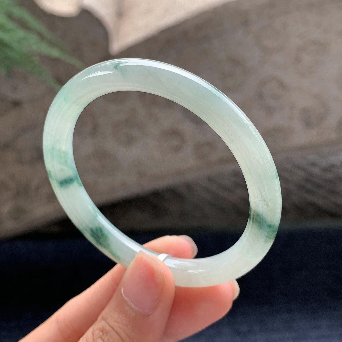细糯种飘花圆条手镯 51.5圈 天然缅甸A货翡翠（yc696405）