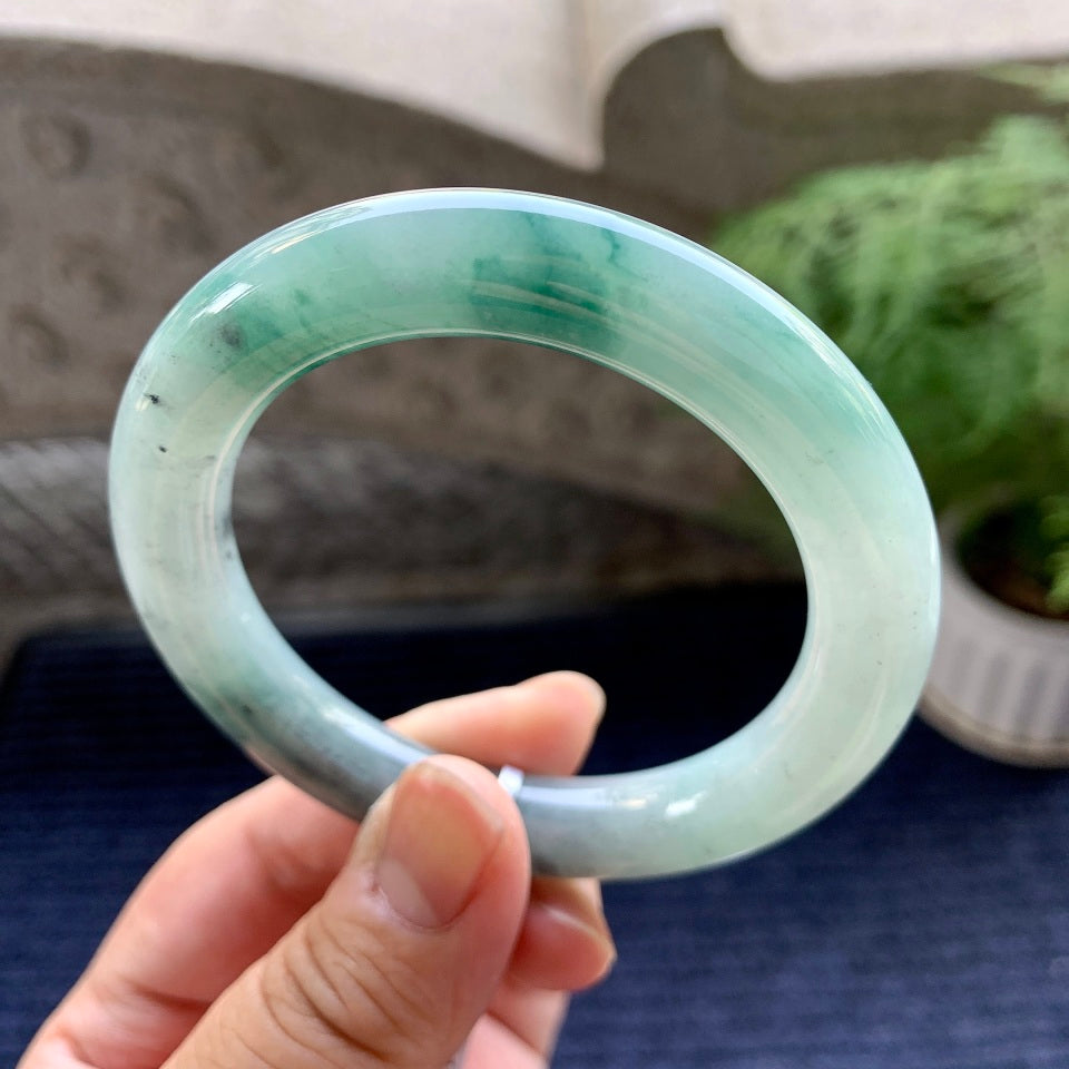 细糯种飘花乌鸡圆条手镯（55mm）（yc093817）