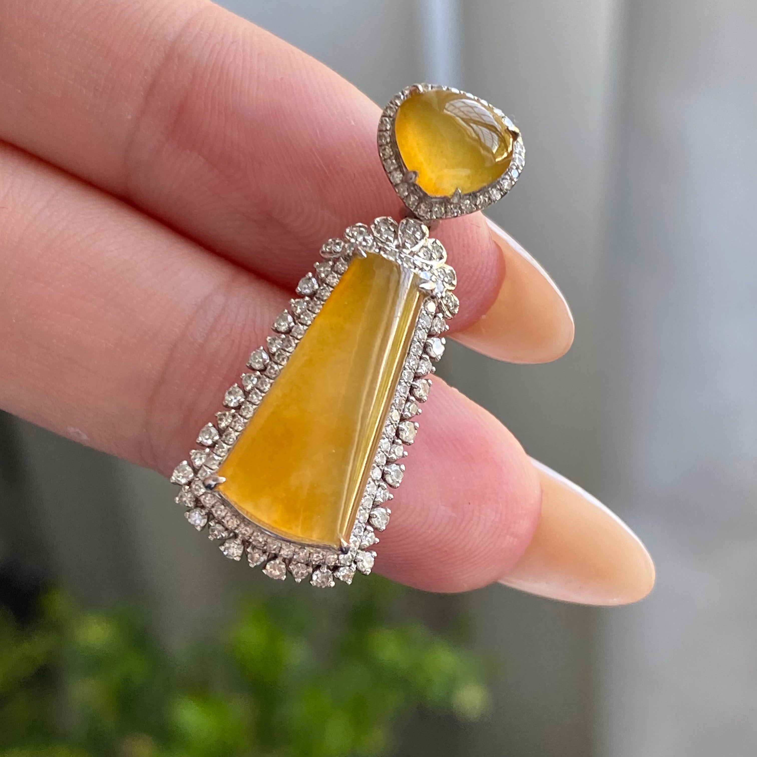 18k金钻镶冰种黄翡无事牌吊坠（yc205099）