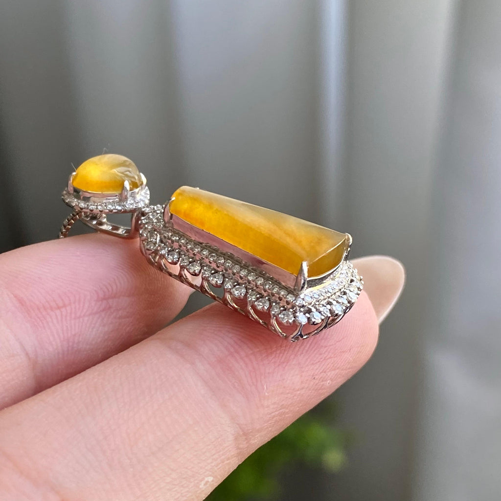 18k金钻镶冰种黄翡无事牌吊坠（yc205099）