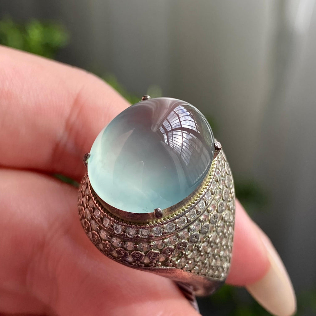 冰玻种蓝底蛋面戒面裸石（yc199651）