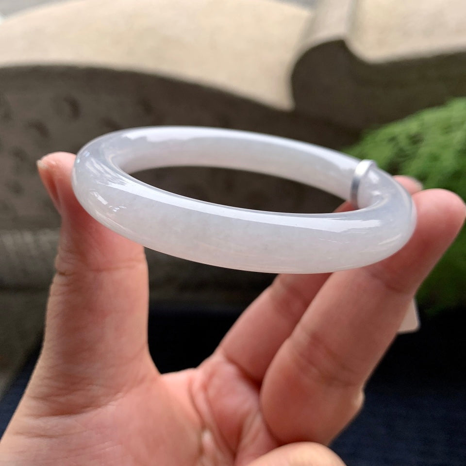 细糯种无色圆条手镯（55.6mm）（yc093436）