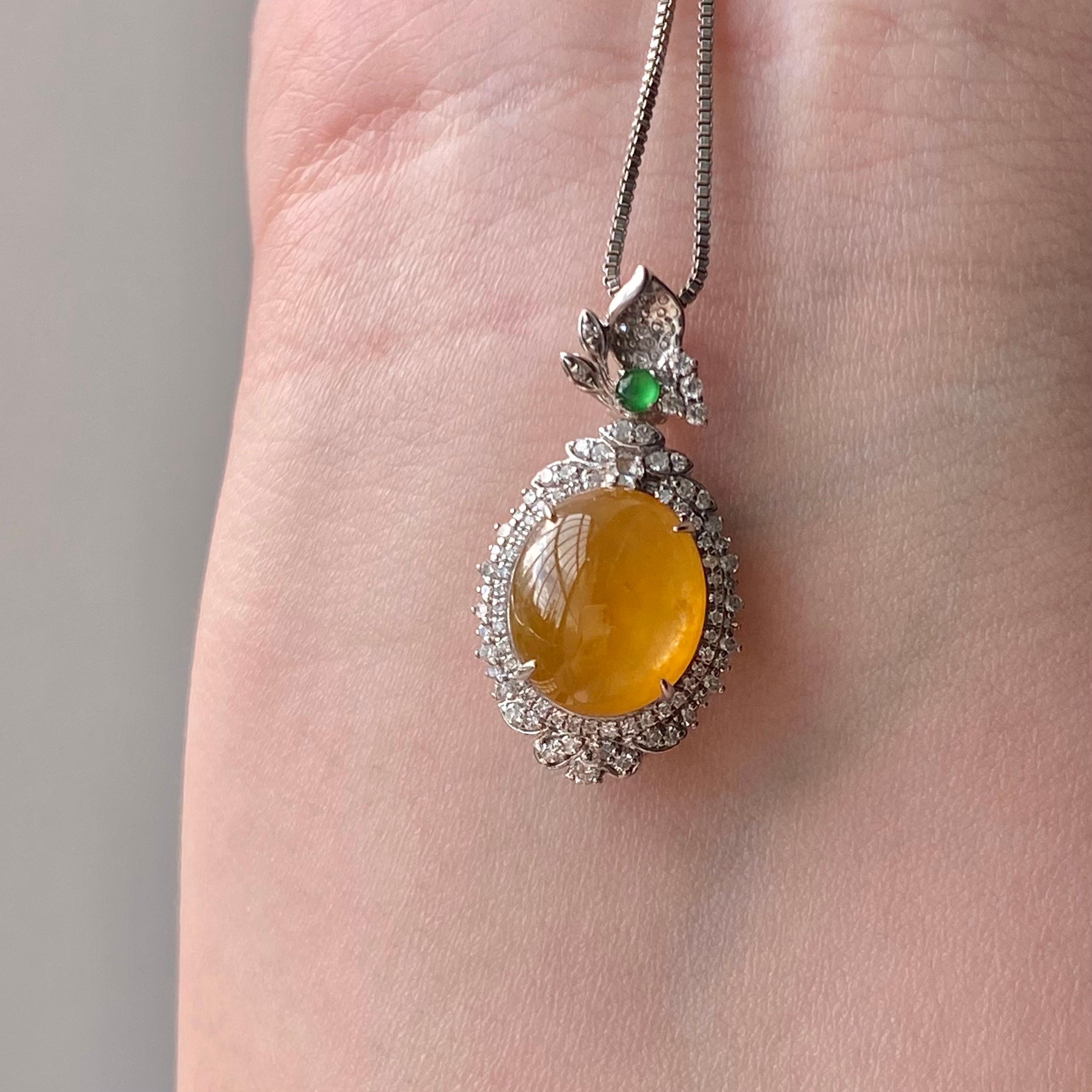 18k金钻镶冰种黄翡蛋面吊坠（yc204916）