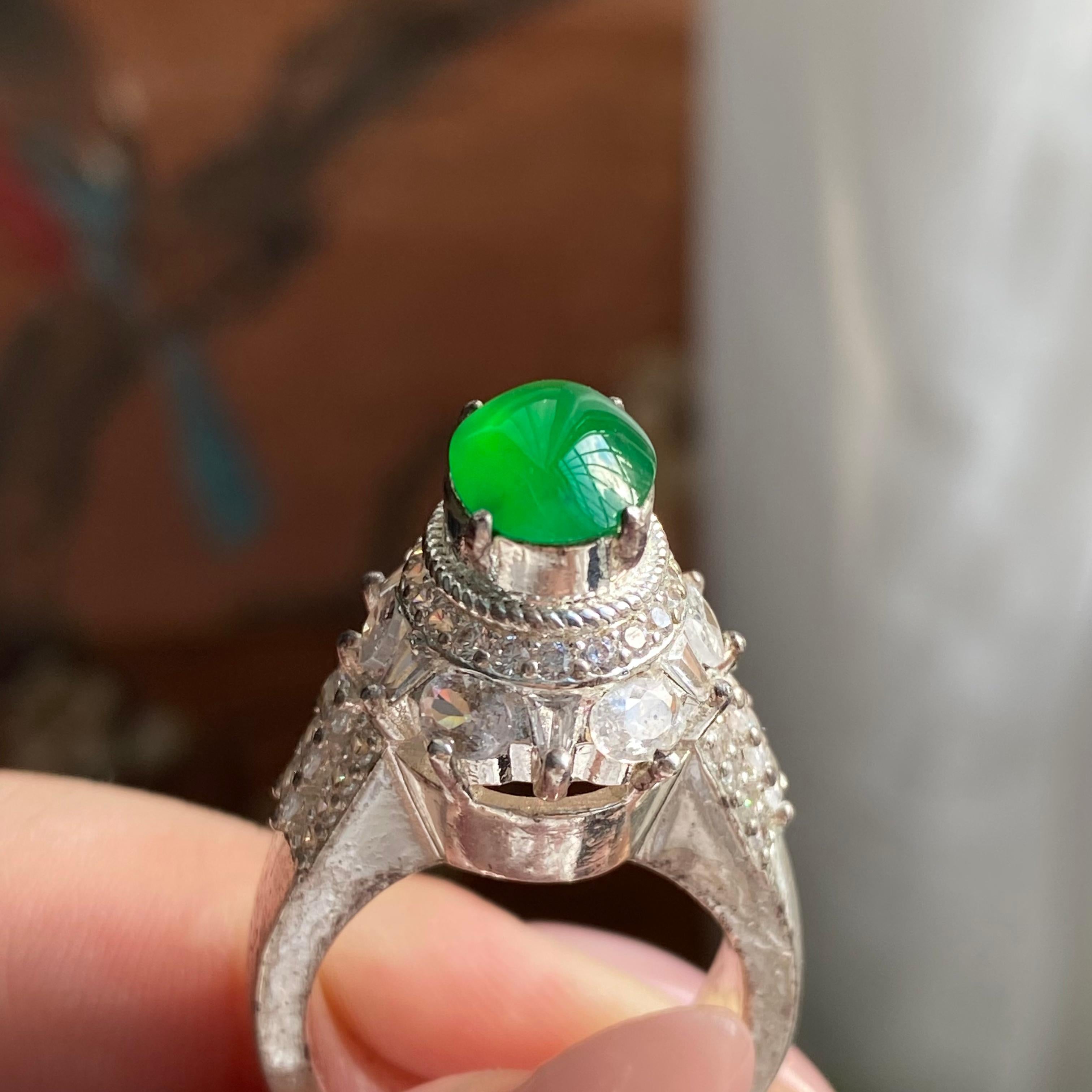 冰种阳绿椭圆戒面裸石（yc235008）