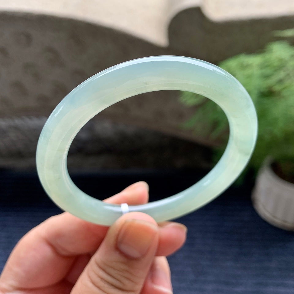 糯冰种淡晴底圆条手镯（54mm）（yc101282）