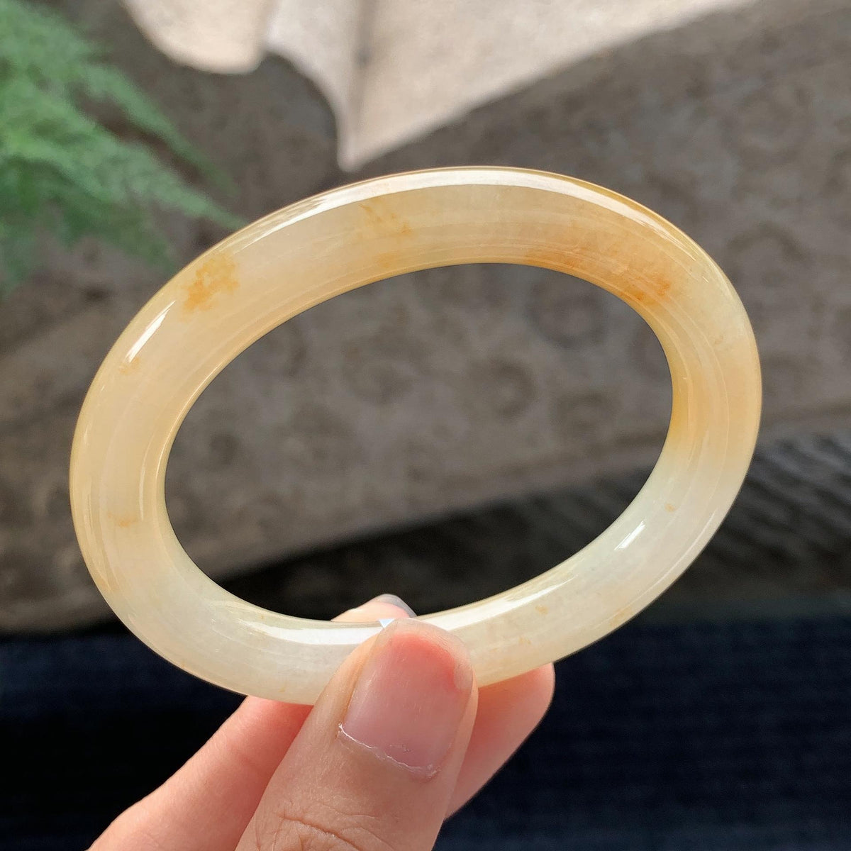 细糯种黄翡贵妃圆条手镯 54.5圈 天然A货缅甸翡翠（yc696433）