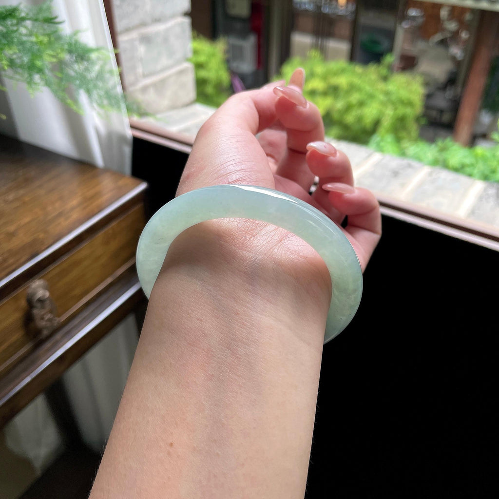 糯冰种冰晴水晴绿洒金圆条 56.3圈 天然缅甸A货翡翠（yc696403）