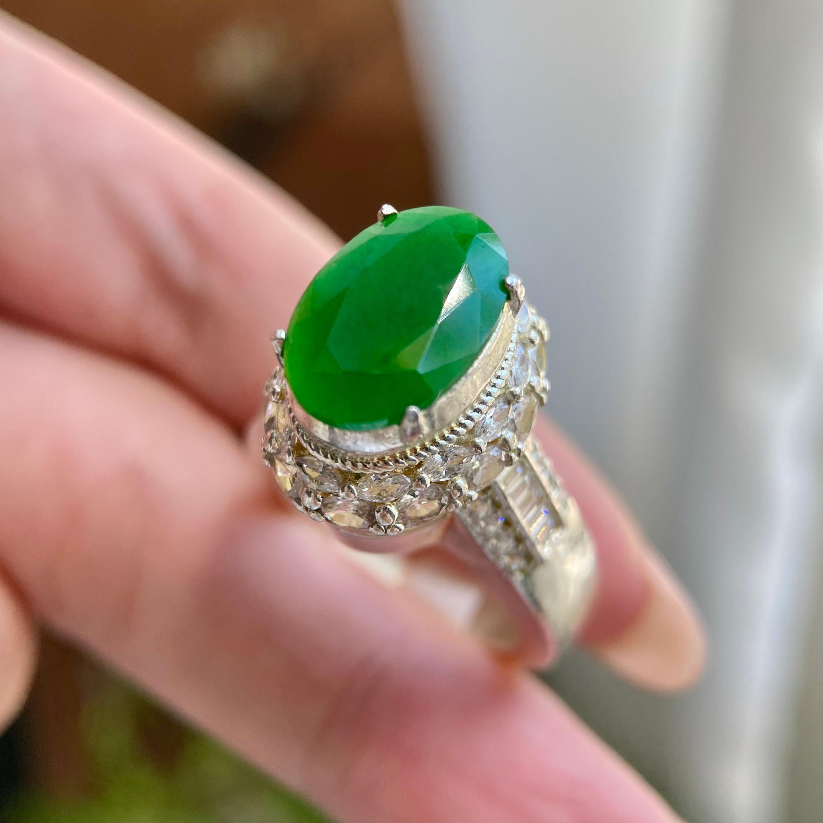 冰种辣阳绿宝石切割戒面裸石（yc234470）