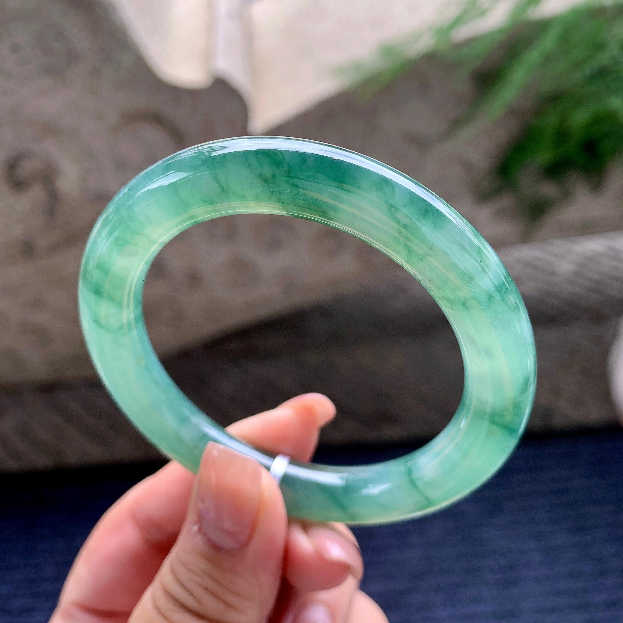 糯冰种晴底飘绿花圆条手镯 54圈口 天然缅甸A货翡翠（yc536169）