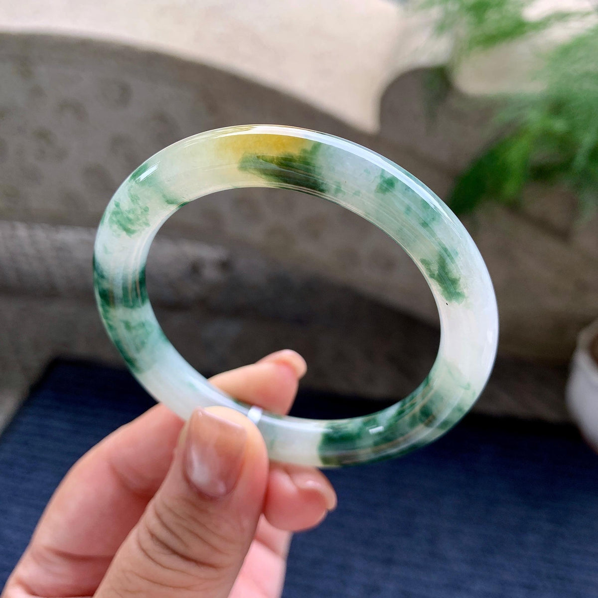 小圈口 细糯种黄翡飘蓝花圆条手镯 51.8圈口 天然缅甸A货翡翠（yc703338）