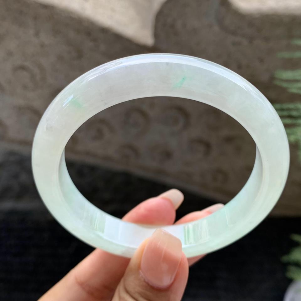 糯冰种飘花翡翠平安镯（60.3mm）（TF06261503）