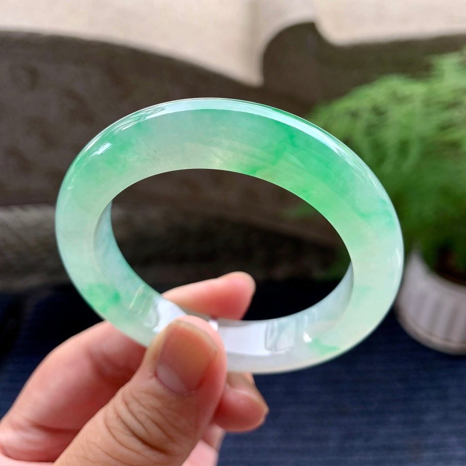 糯冰种飘绿平安镯（51.3mm）（yc099428）