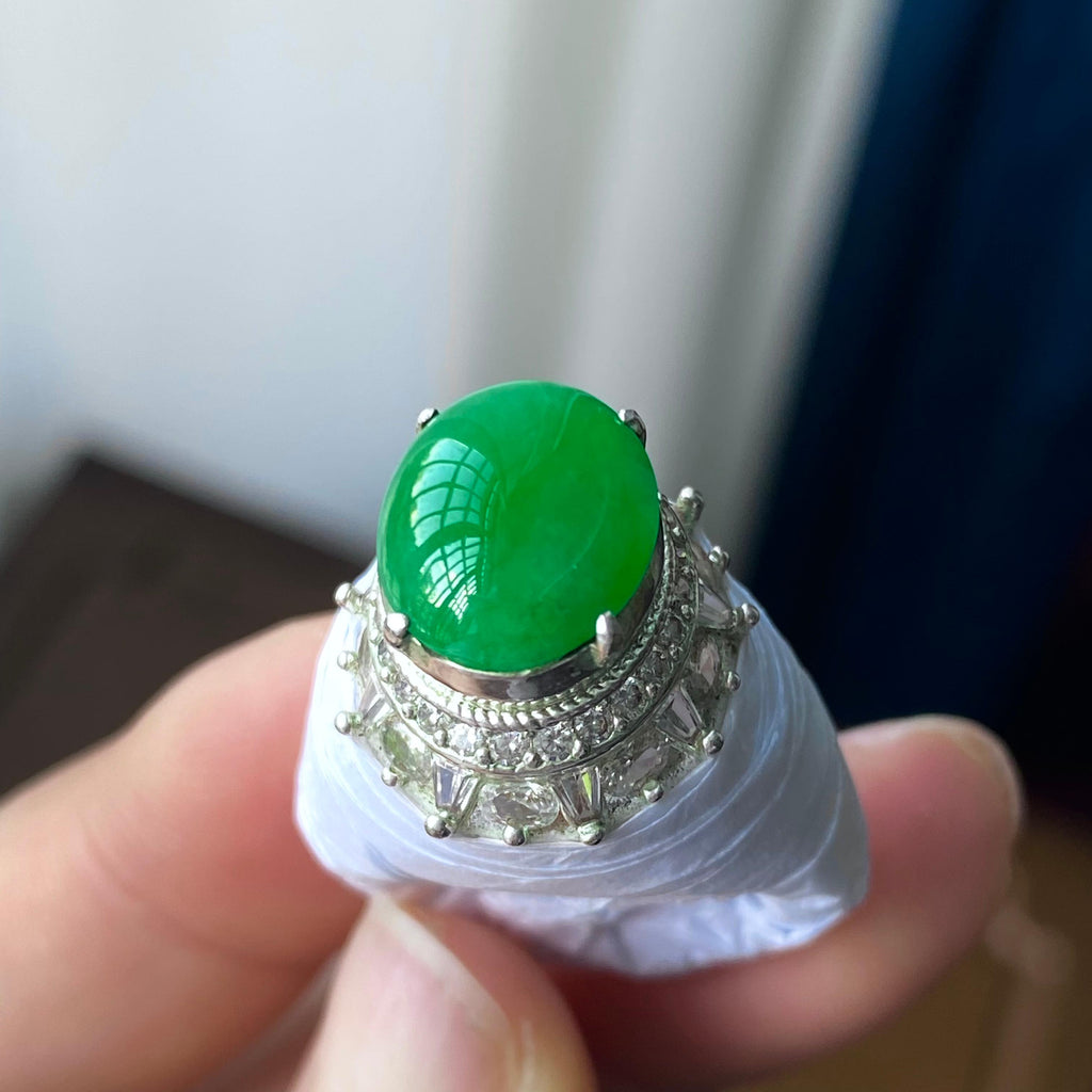 糯冰种满绿蛋面裸石（yc303868）