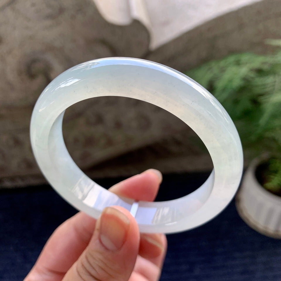 糯冰种淡晴底平安镯（58mm）（yc090489）