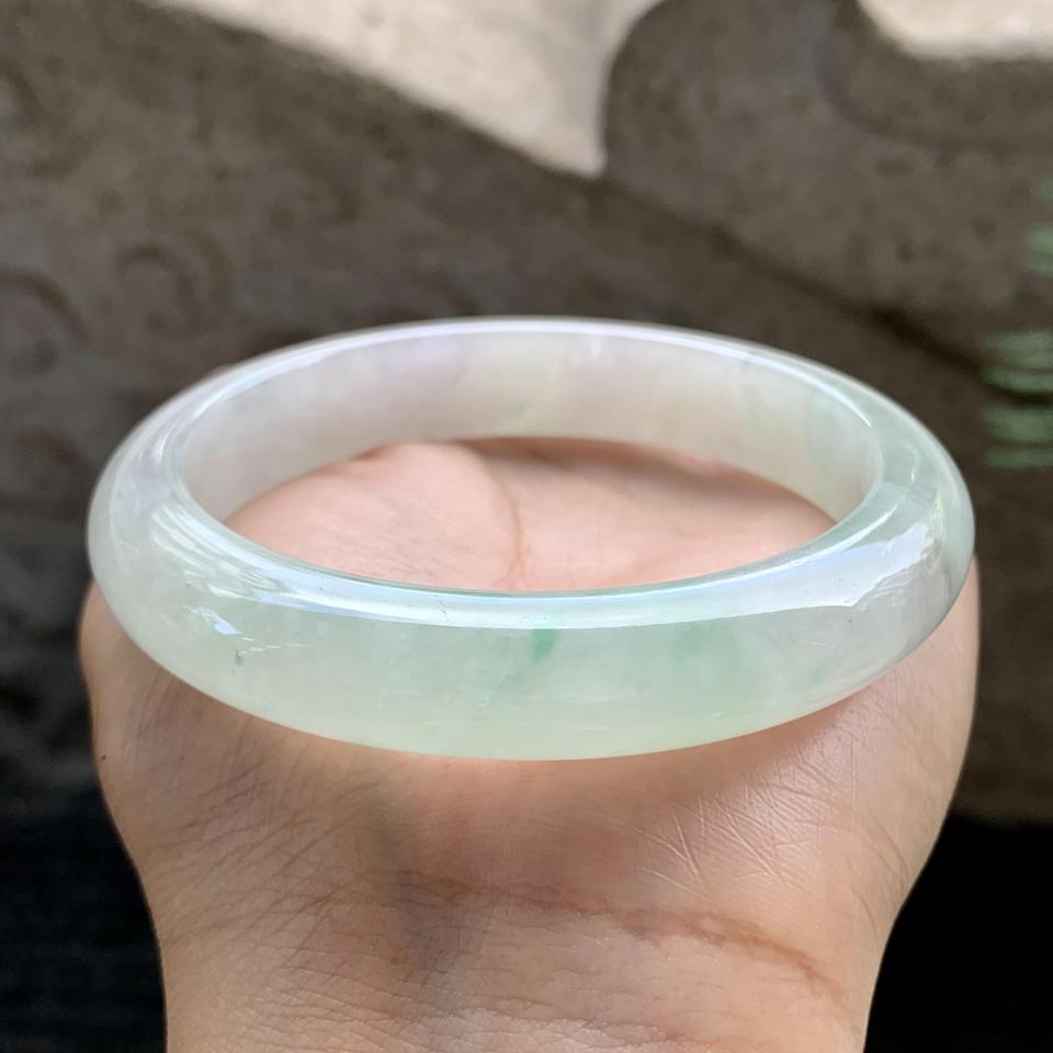 糯冰种飘花翡翠平安镯（60.3mm）（TF06261503）