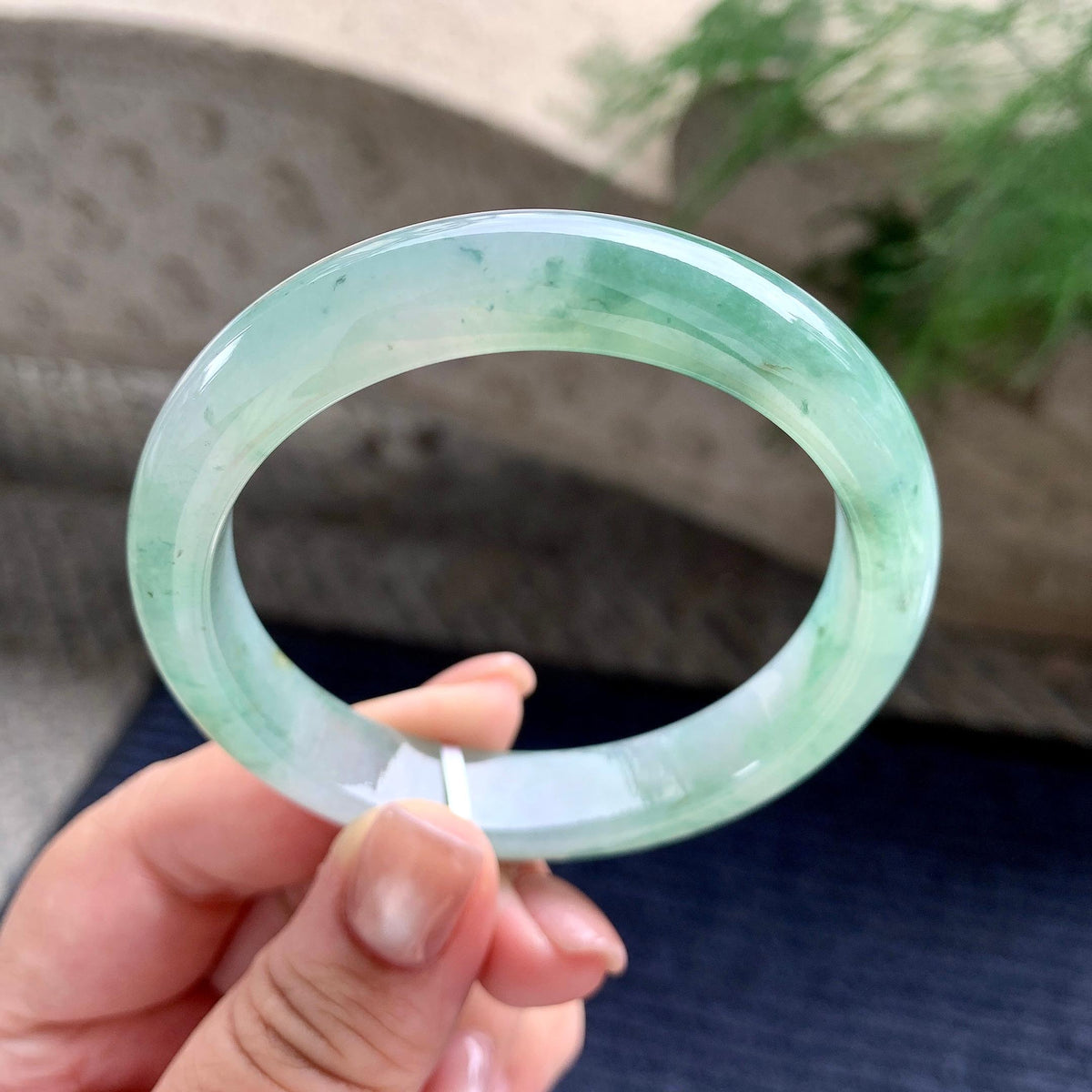 糯冰种飘绿花正圈平安镯 56.6圈口 天然缅甸A货翡翠（yc701238）