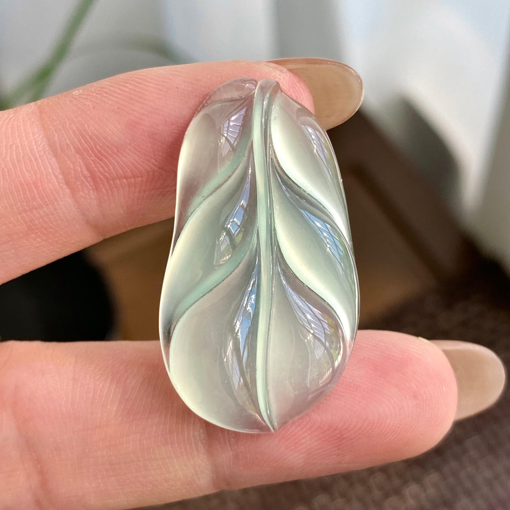 高冰种晴底玉叶吊坠（yc266156）