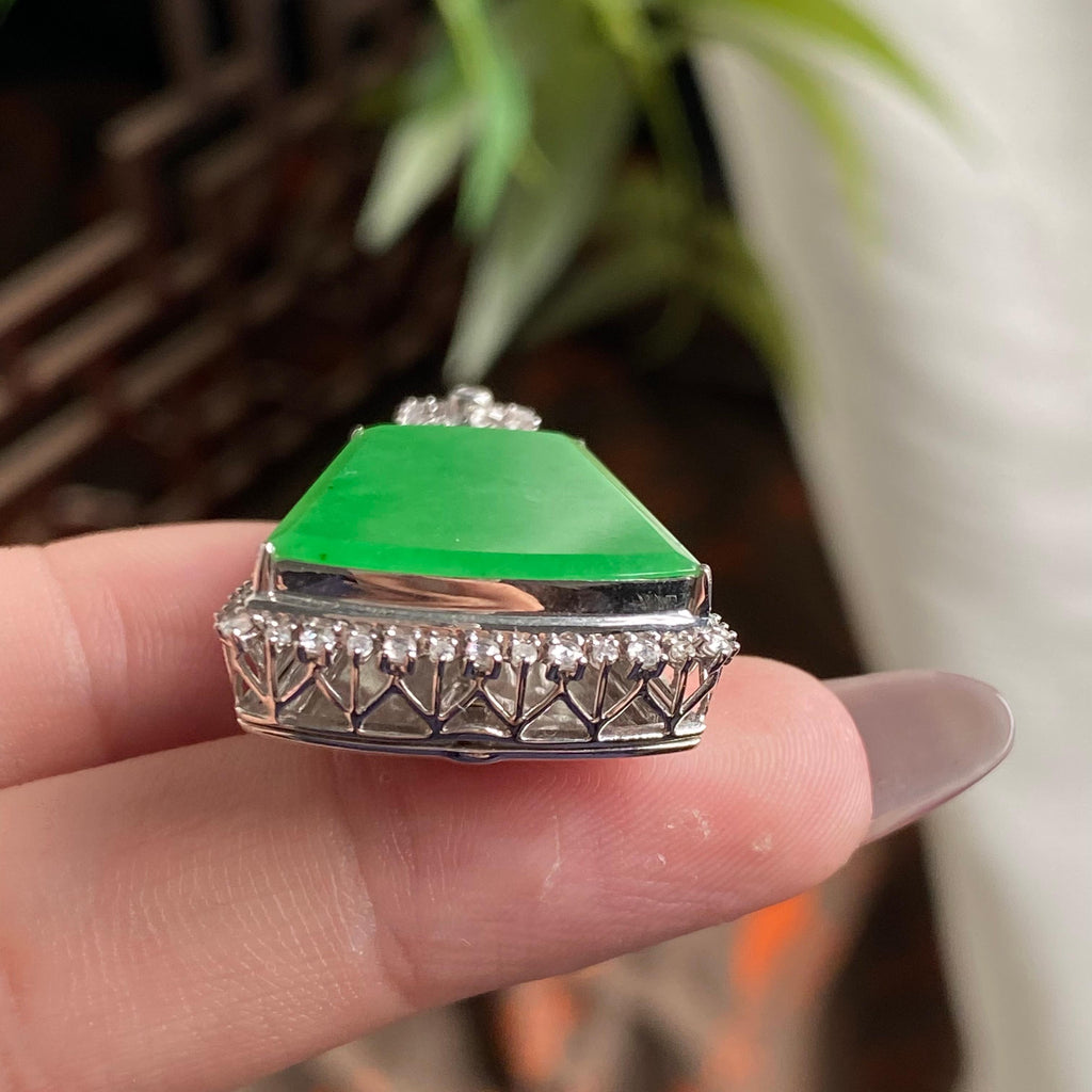 18k金钻镶冰种满绿无事牌吊坠（yc195123）