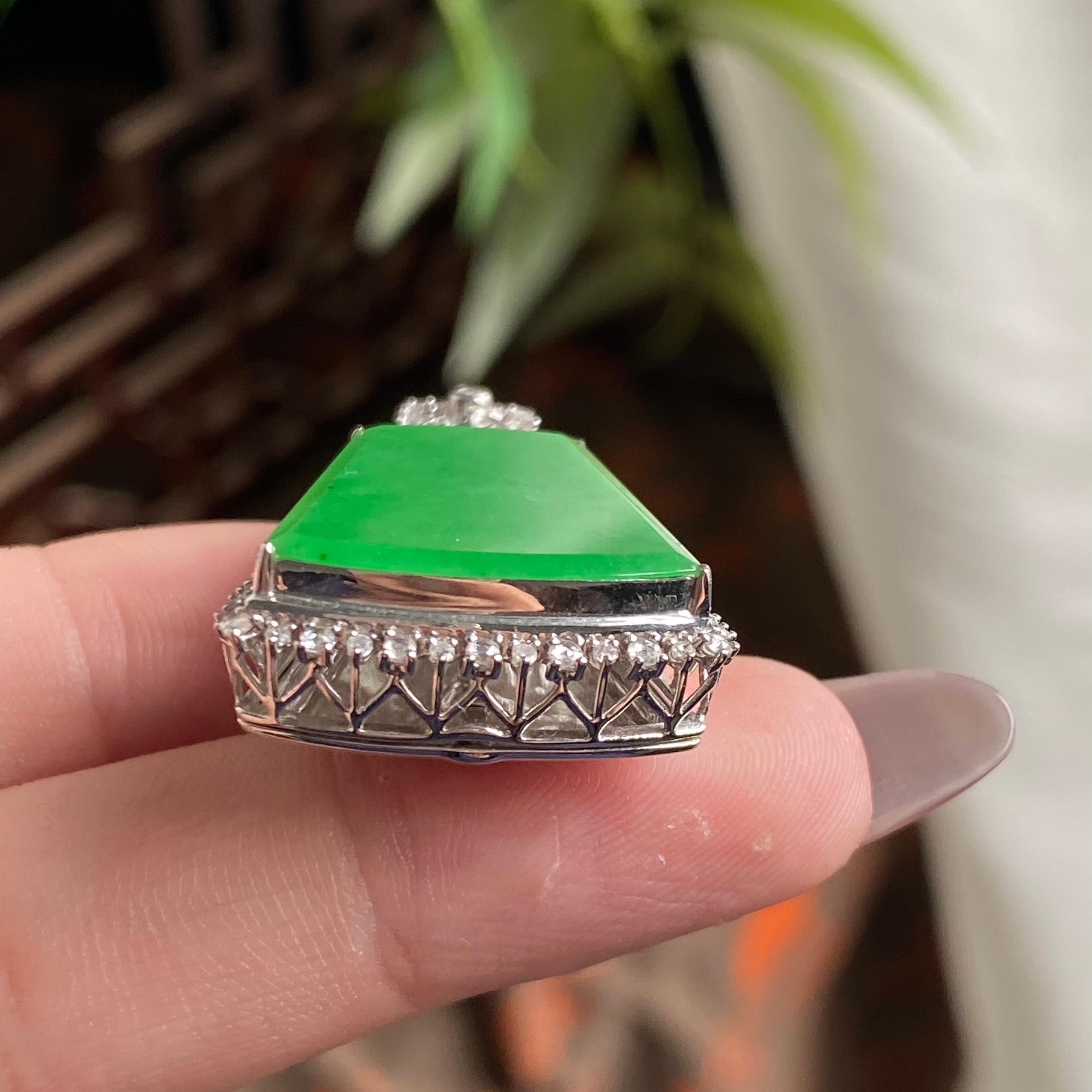 18k金钻镶冰种满绿无事牌吊坠（yc195123）