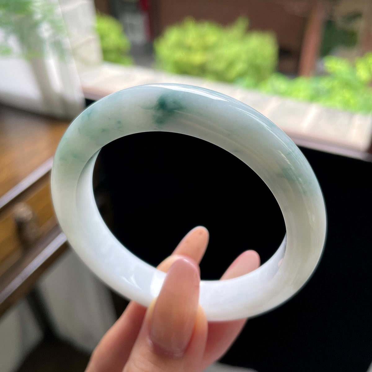 细糯种牛奶底飘花正圈平安镯 56圈（yc709468）
