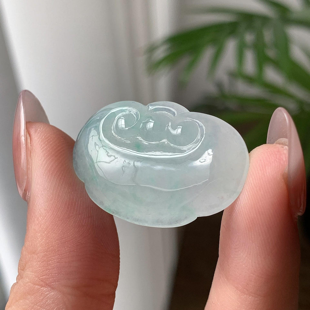 糯冰种飘绿如意吊坠 天然A货缅甸翡翠（yc693122）