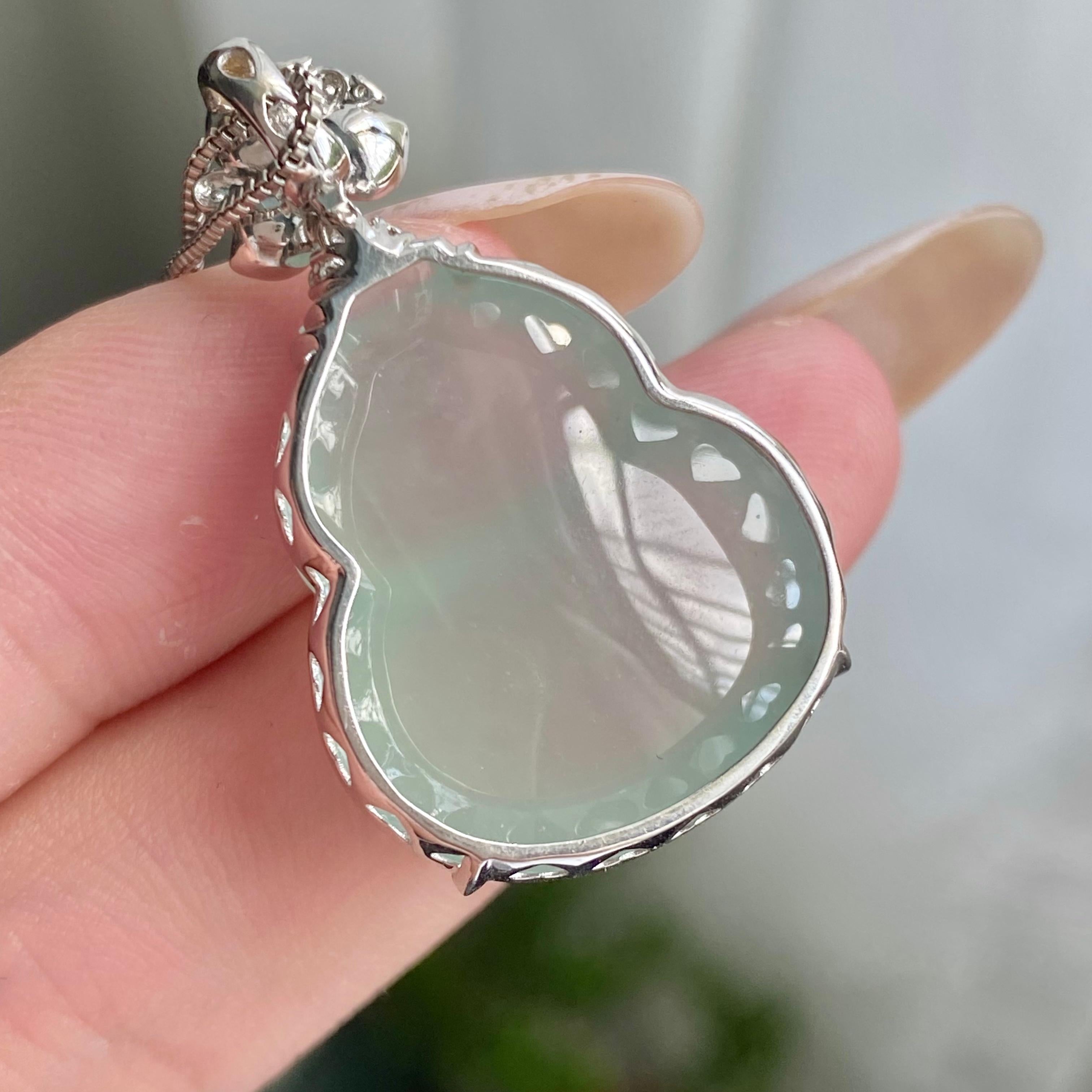 18k金钻镶冰种晴底葫芦吊坠（yc221336）