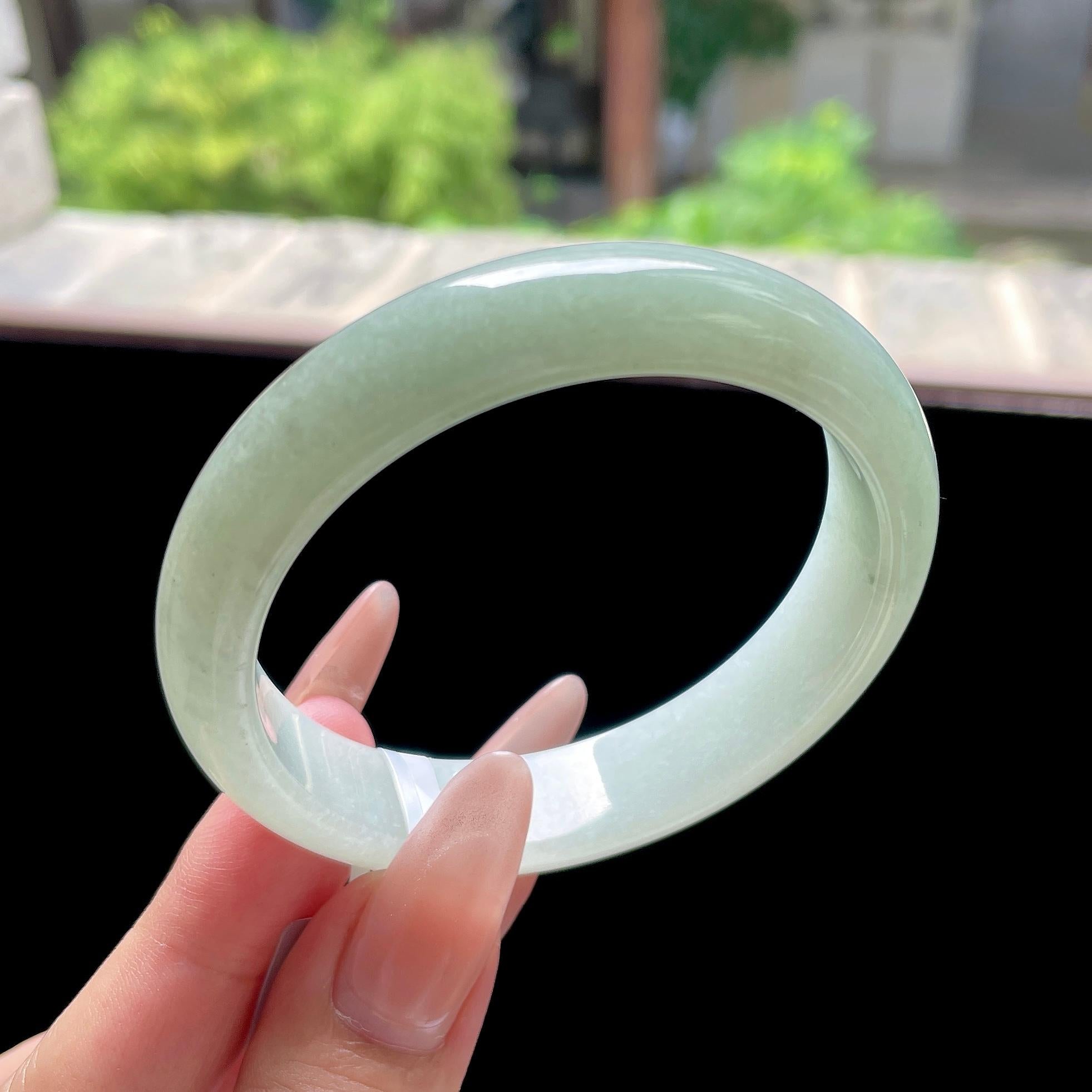 细糯种晴绿色正圈平安镯 55.4圈 天然缅甸A货翡翠（yc524206）