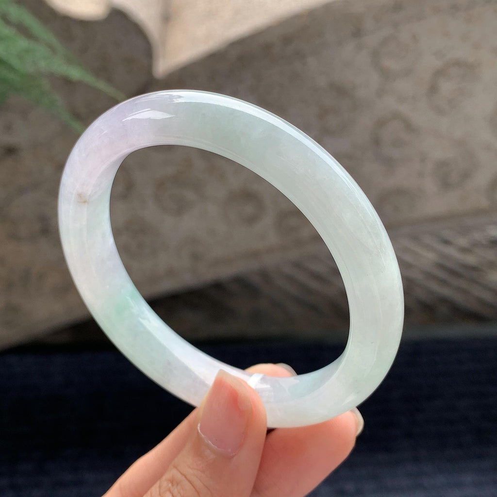 细糯种淡春彩正圈平安镯 57圈 天然缅甸A货翡翠（yc696428）