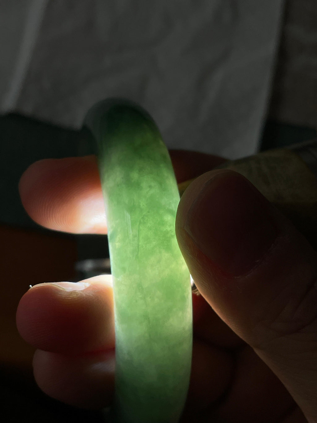 细糯种晴底飘花正圈平安镯 55圈口 天然缅甸A货翡翠（yc534494）