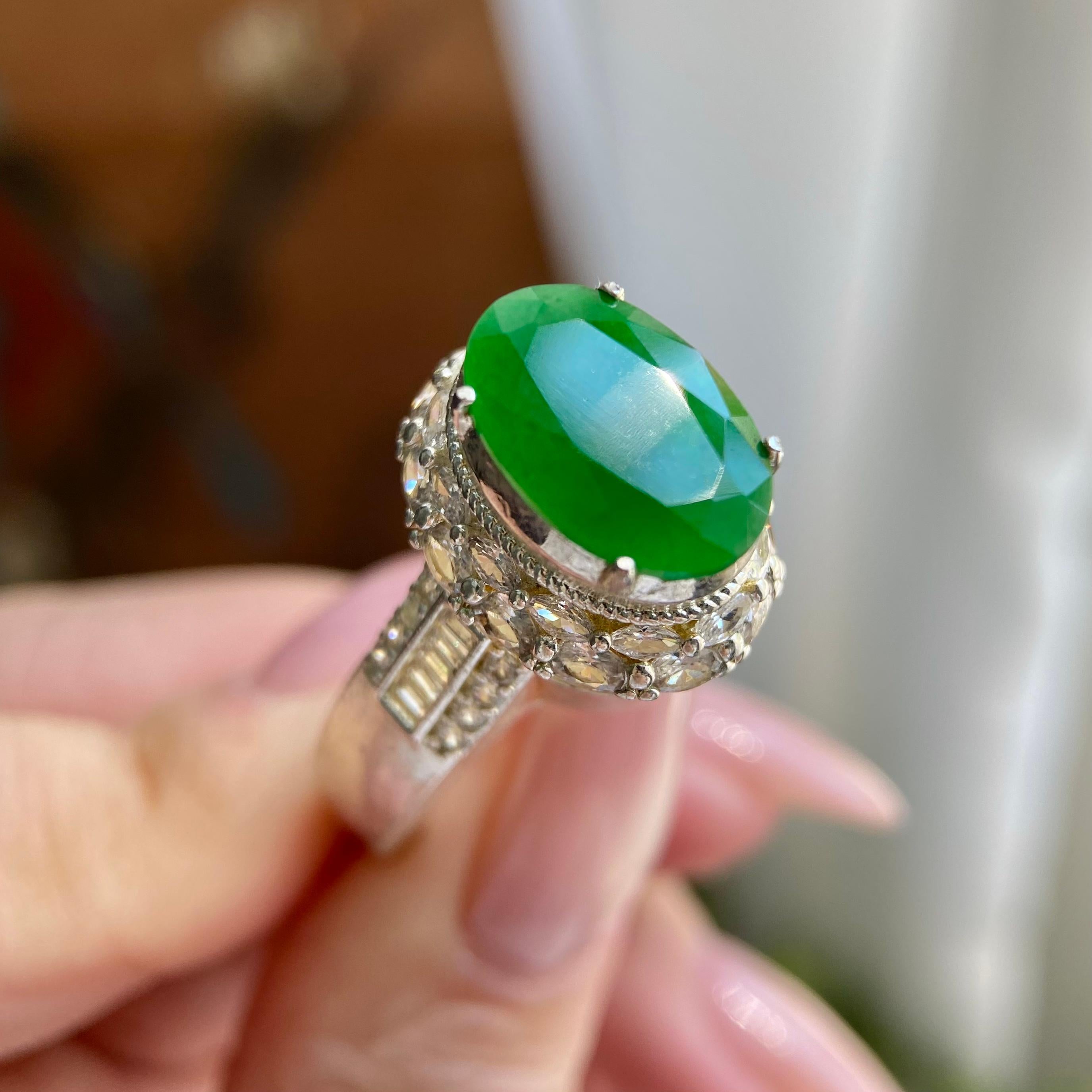 冰种辣阳绿宝石切割戒面裸石（yc234470）