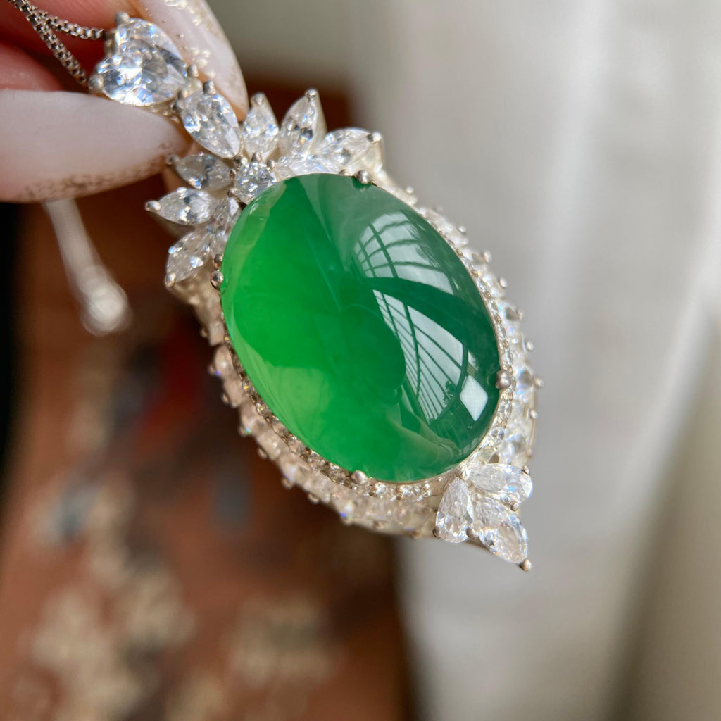 冰种满绿鸽子蛋吊坠裸石（yc223713）