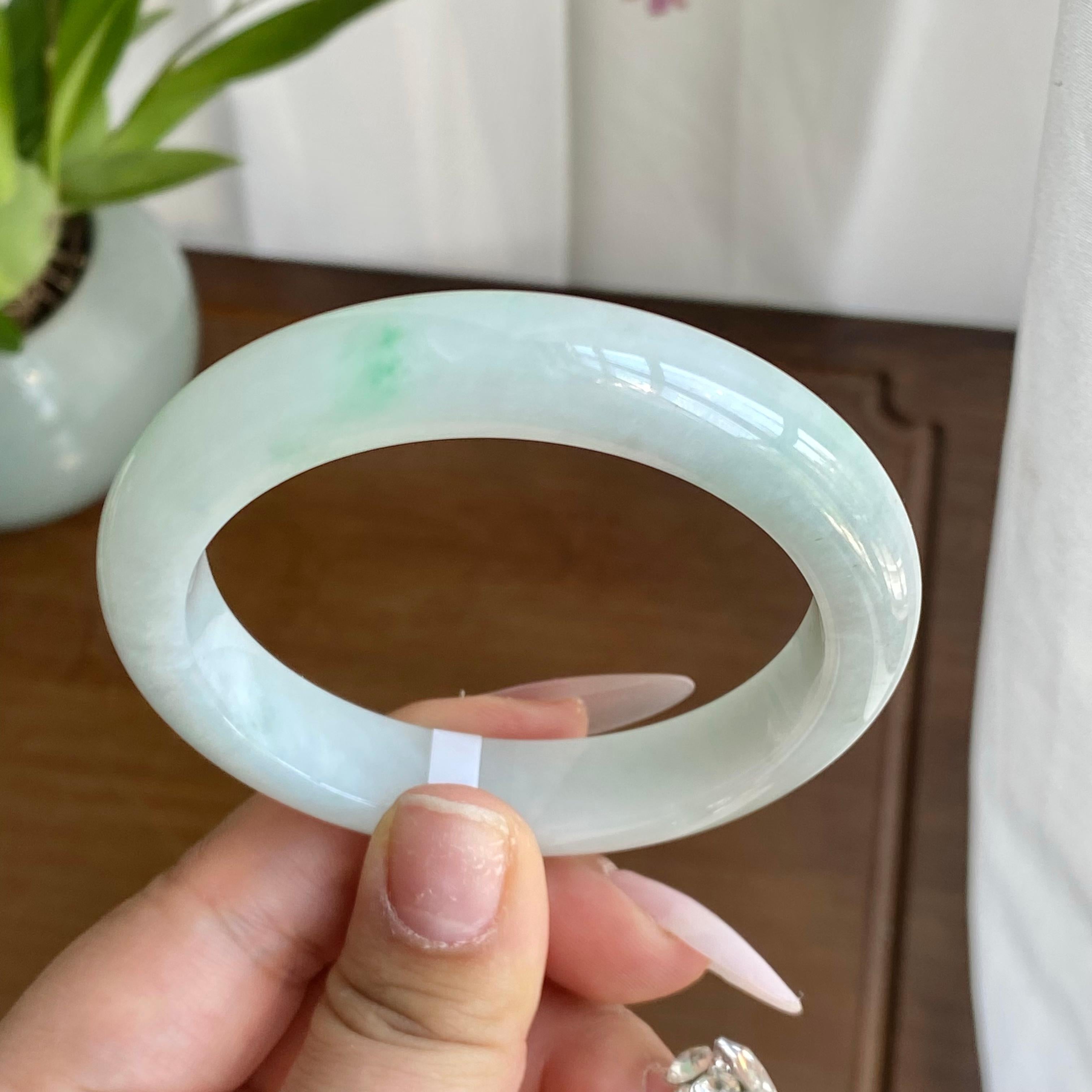 糯冰种飘花手镯（56圈）（yc298431）